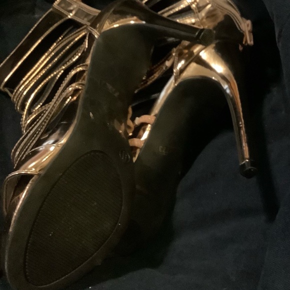 Charlotte Russe Caged Sandal - Picture 3 of 6